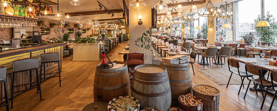 Основной зал