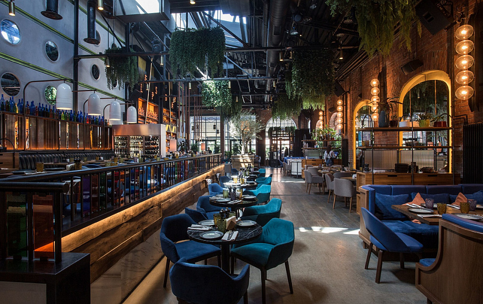 Основной зал