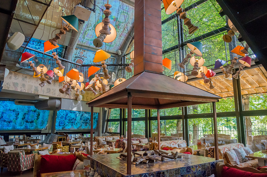 Основной зал