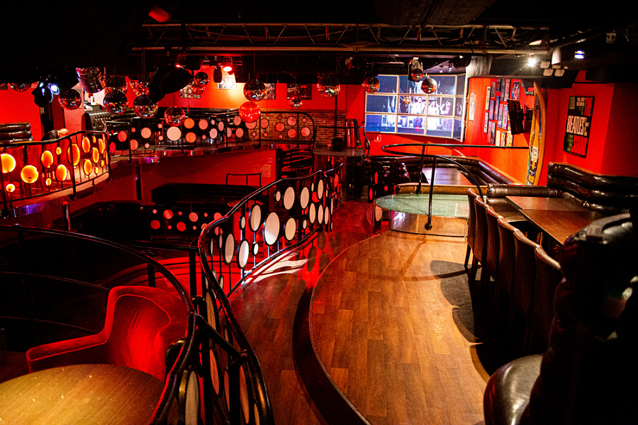 Основной зал