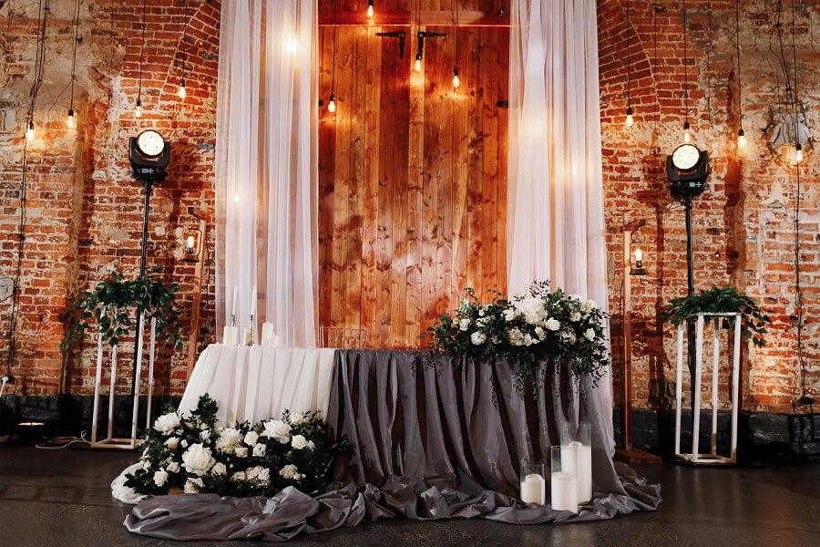 Основной зал