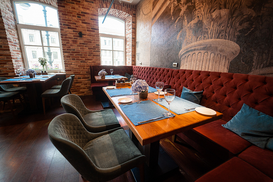 Основной зал