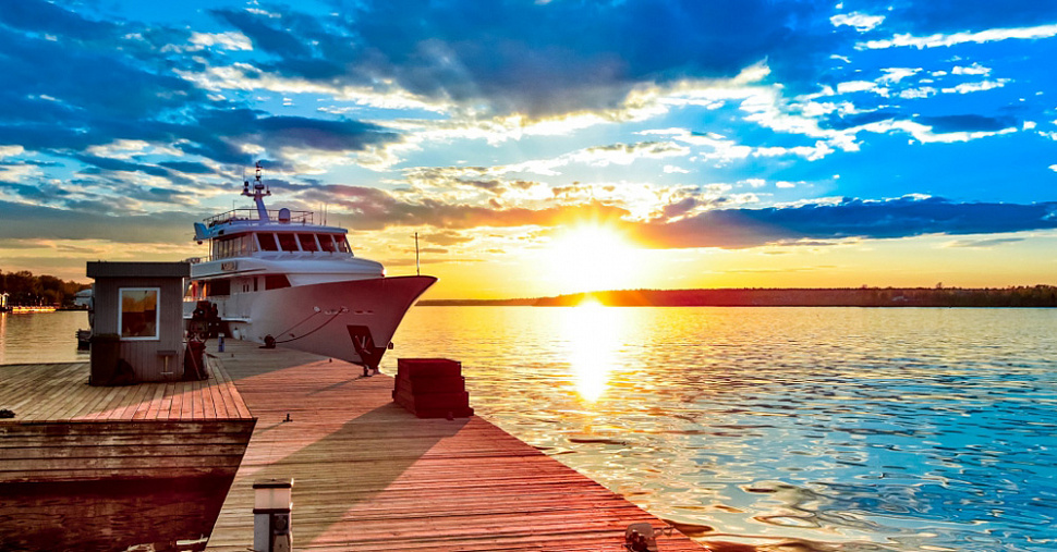 Шатер в Зеленой зоне