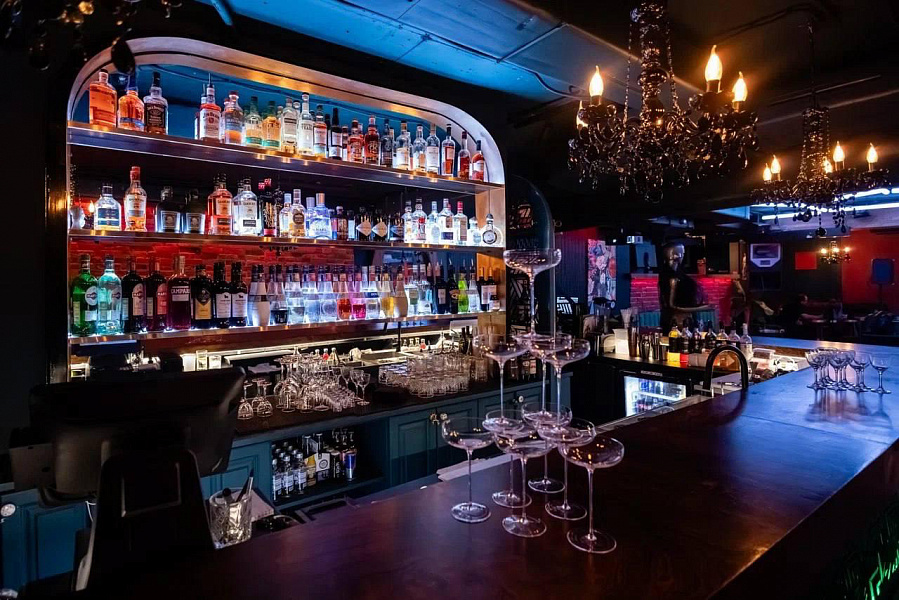 Основной зал