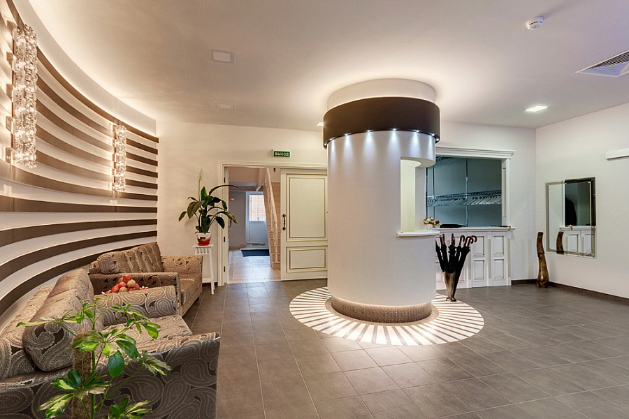 Зал первого этажа