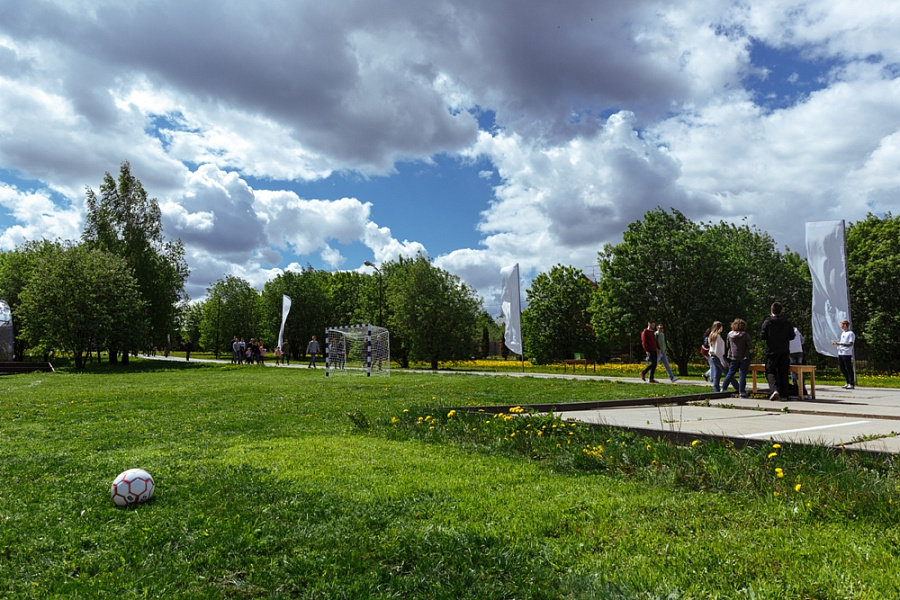 Большой шатер с верандой