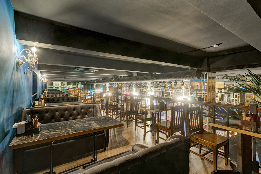 Левый балкон