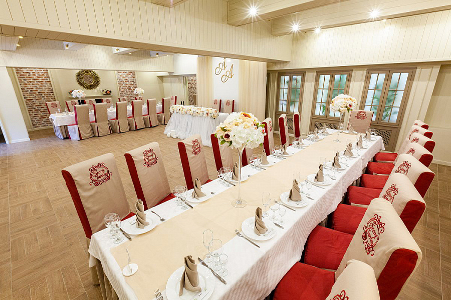 Основной зал