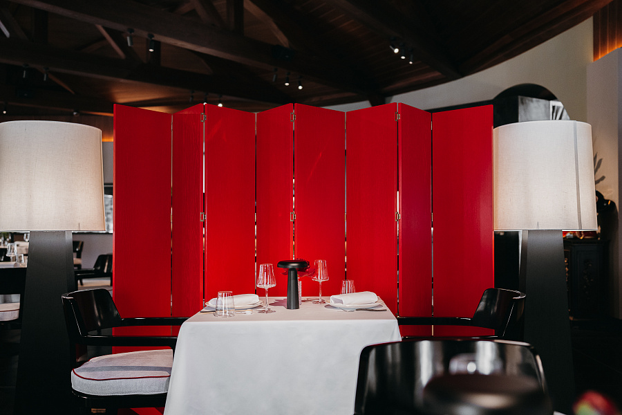 Основной зал