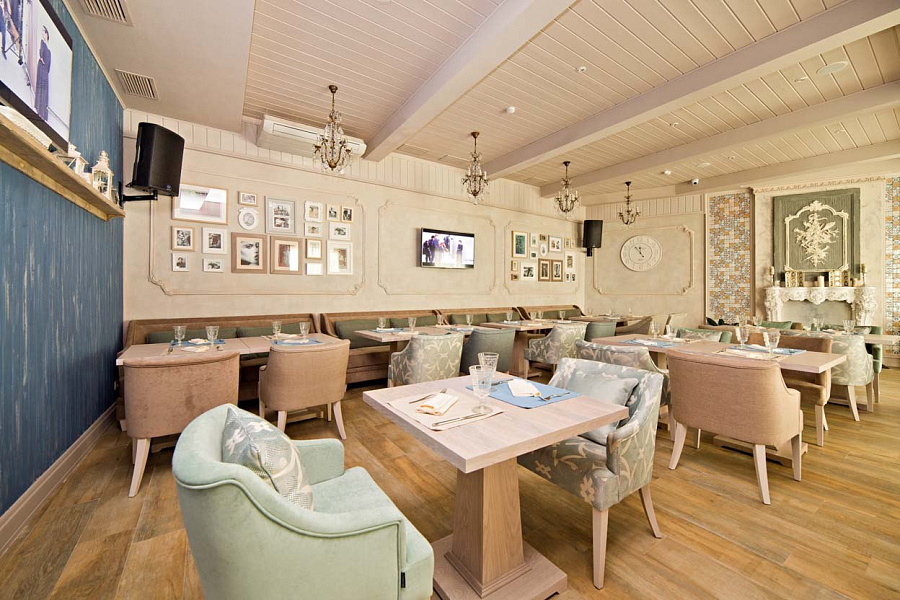 Каминный зал