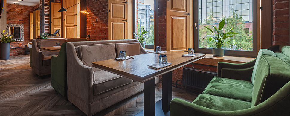 Основной зал