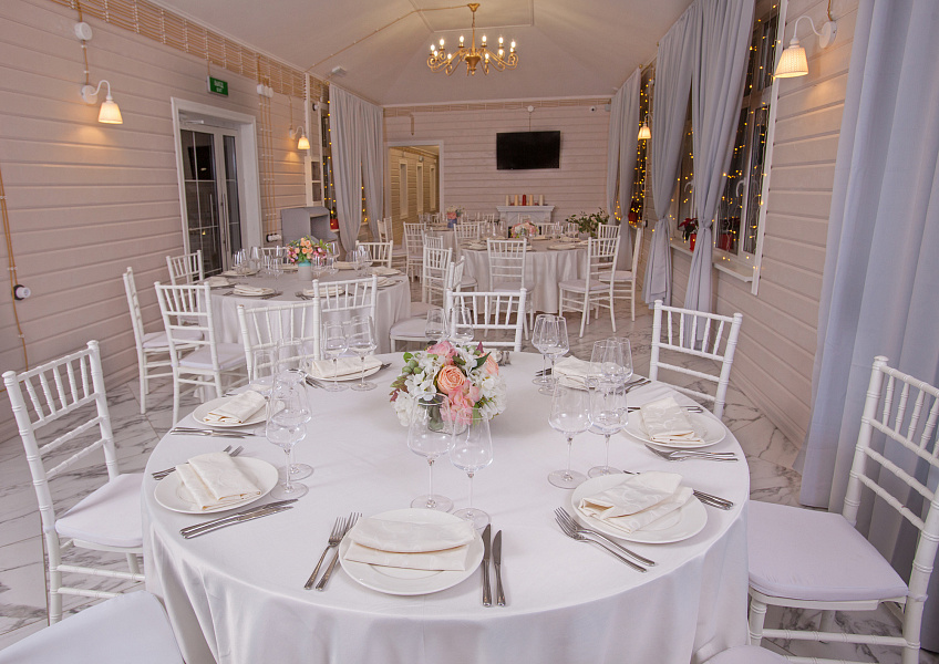 Закрытая веранда Царская Трапеза