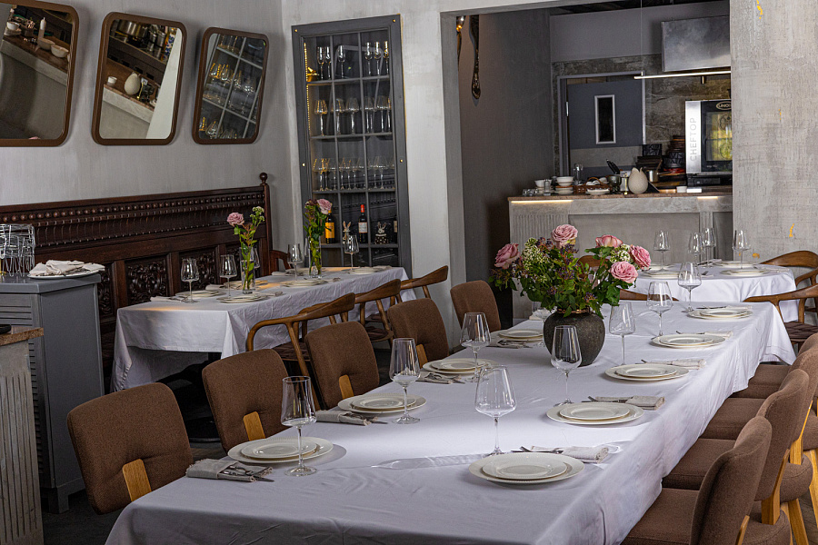 Основной зал