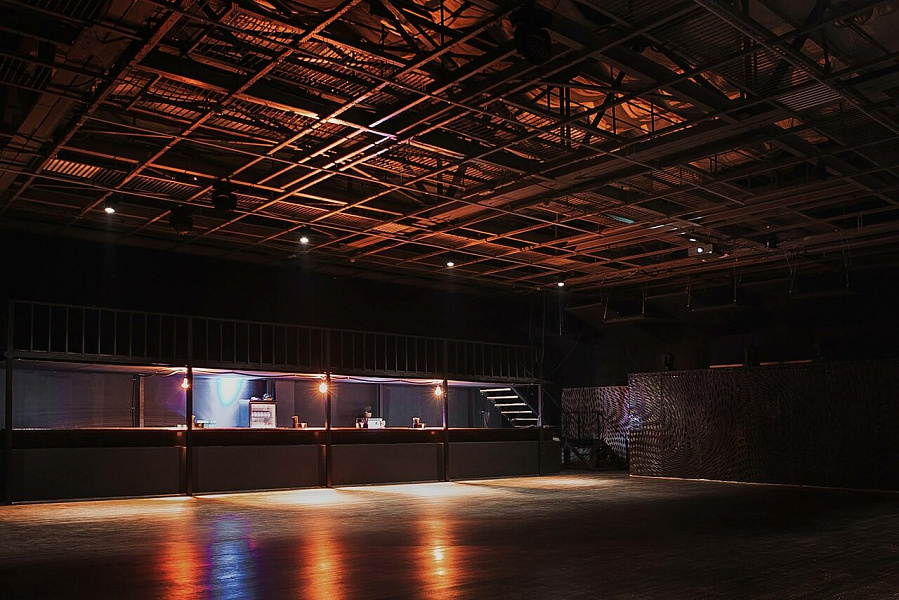 Основной зал