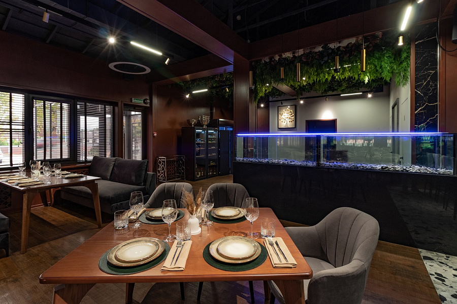 Основной зал