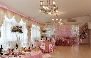 Кирочный двор