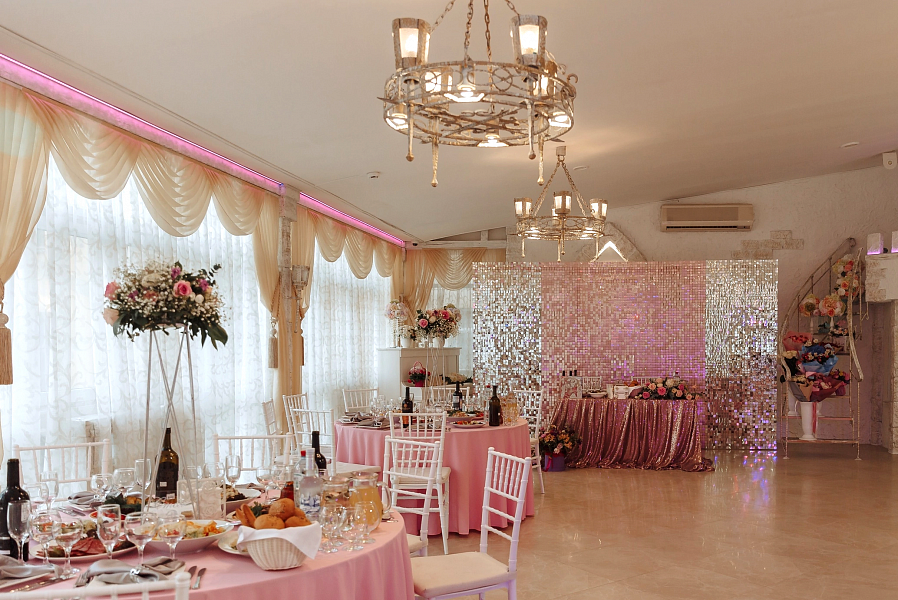 Зеркально-Золотой