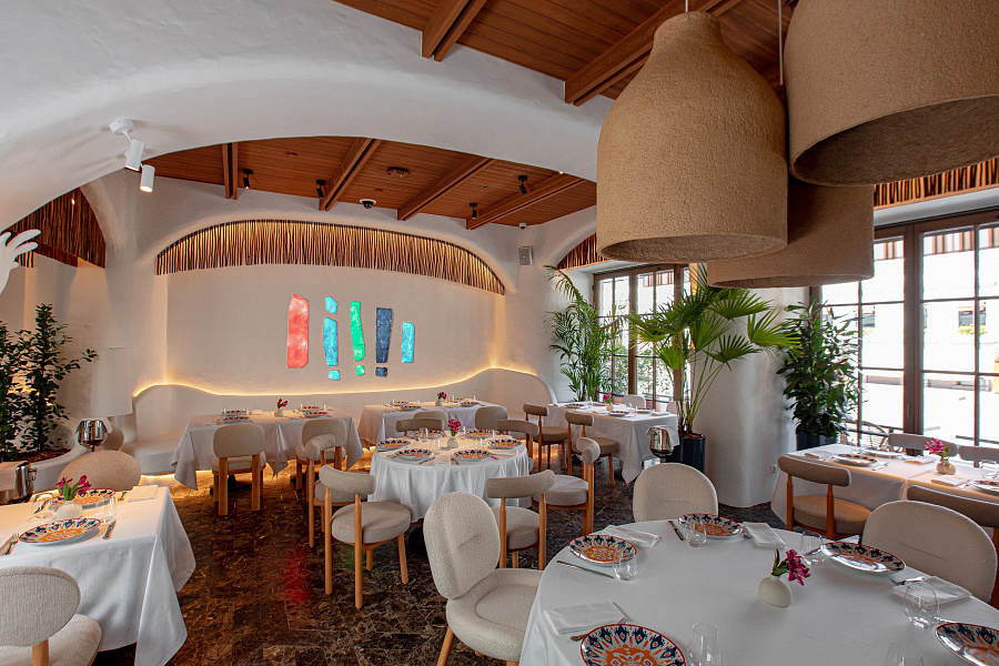 Основной зал