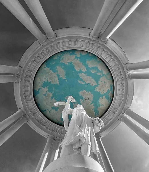 Белоснежная ротонда