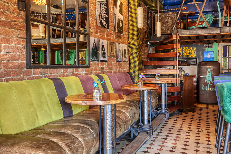 Основной зал