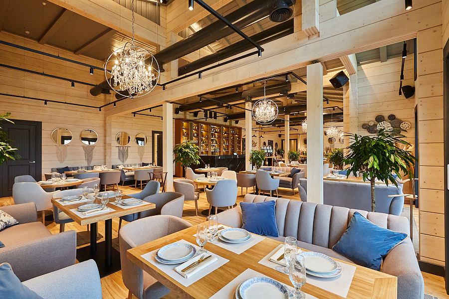 Основной зал