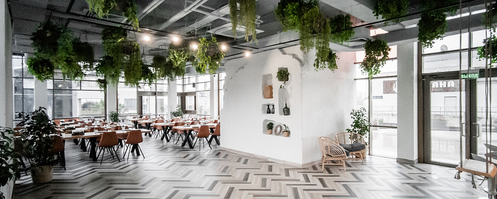 Основной зал