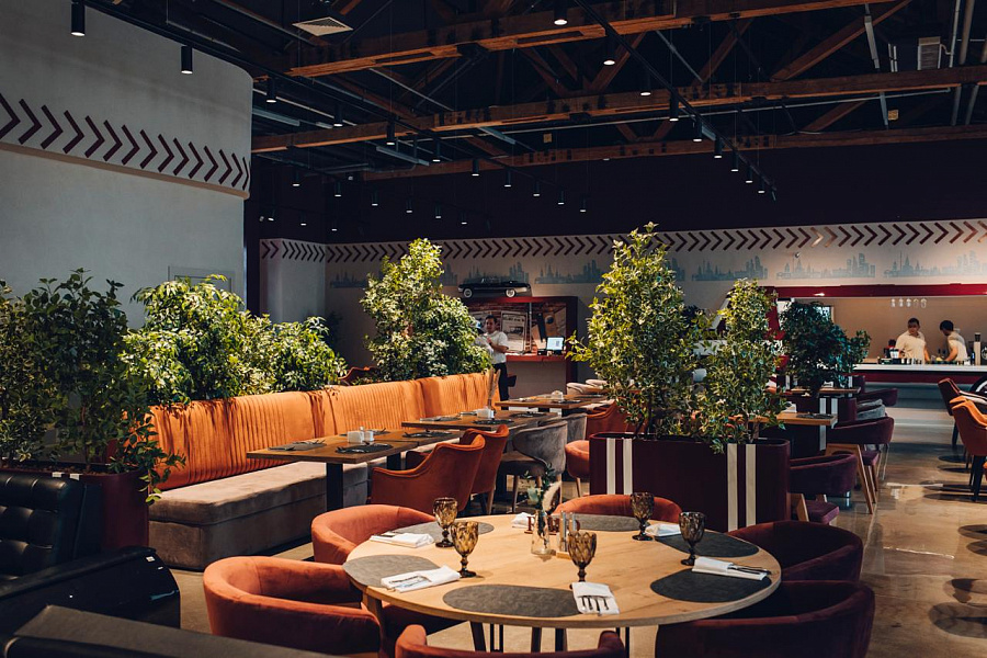 Основной зал