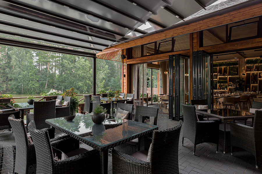 Зал "Панорама" с летней террасой