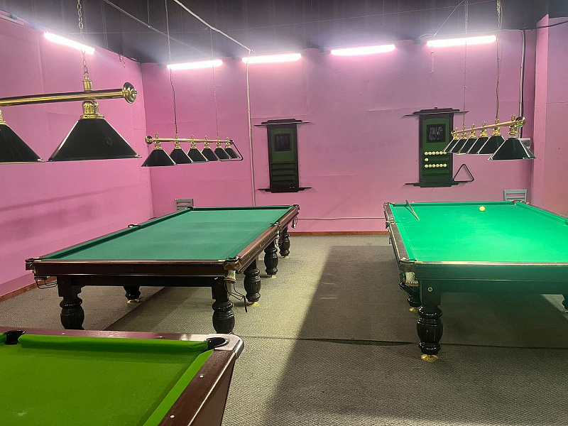 Бильярдный зал