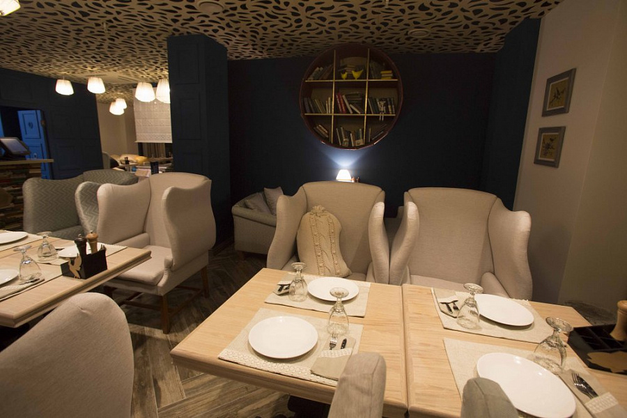 Караоке зал