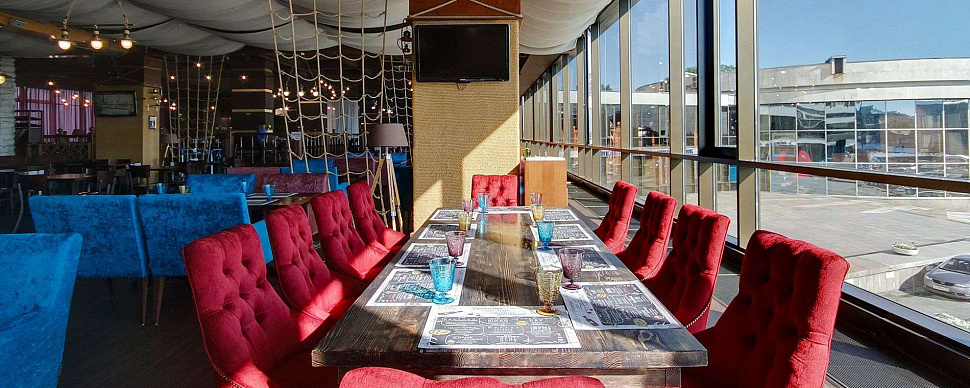 РЕСТОРАН «БЕРИНГ»