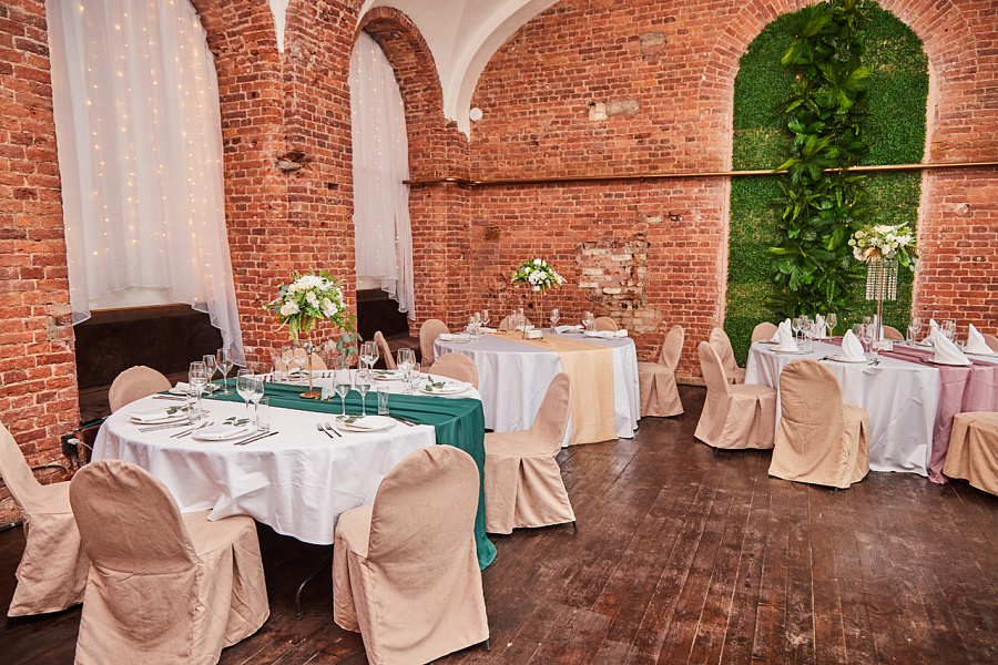 Основной зал