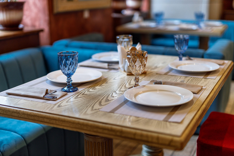 Основной зал ресторана