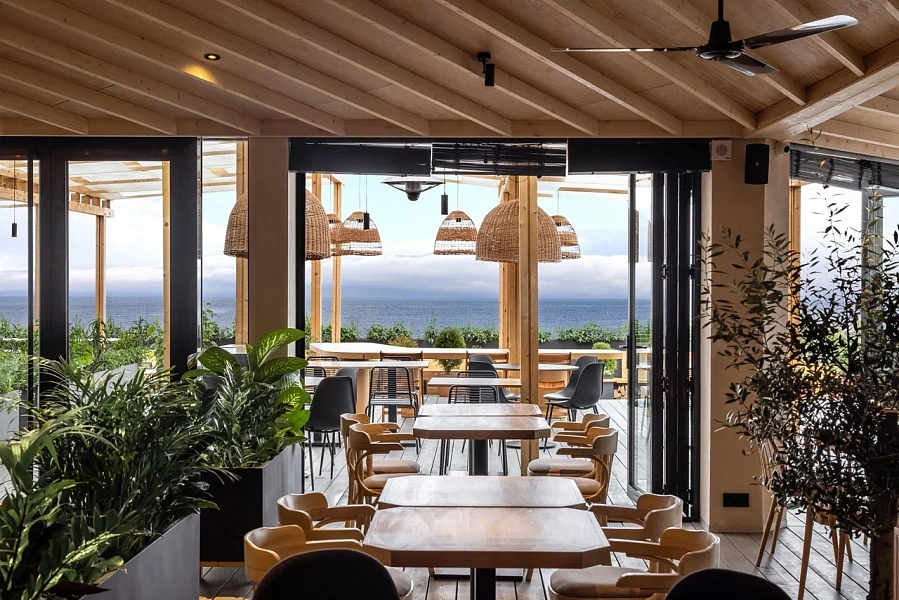 Основной зал