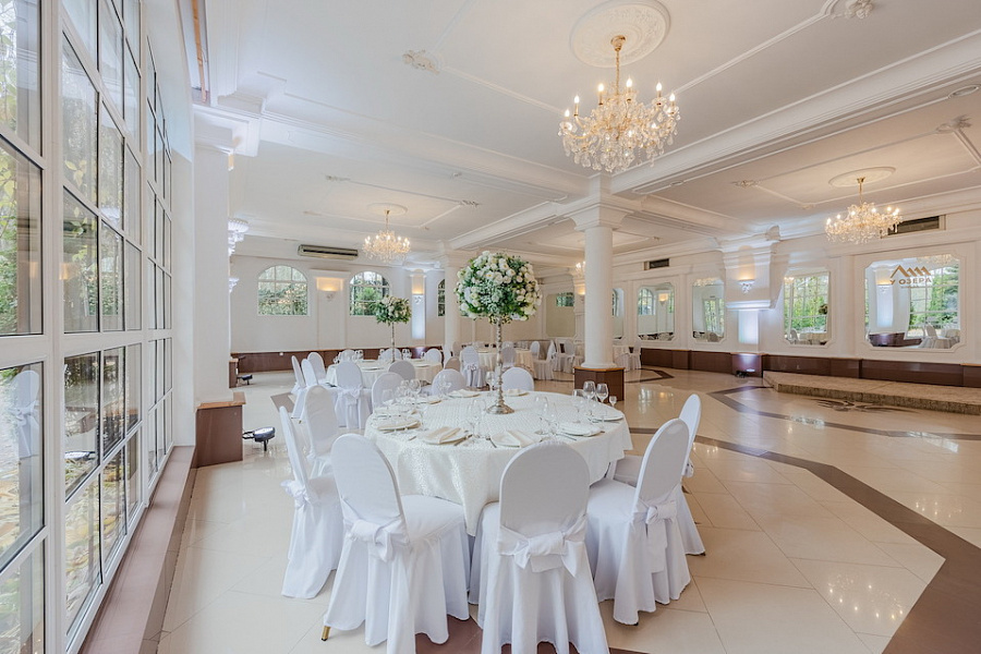 Царский зал