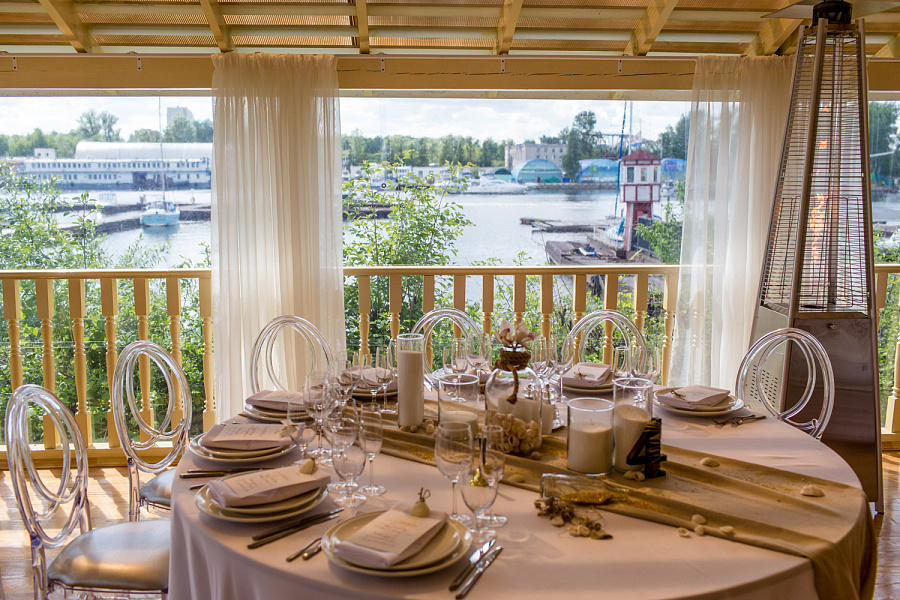 Малая летняя веранда