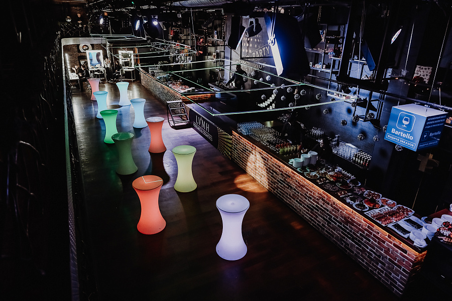 Основной зал