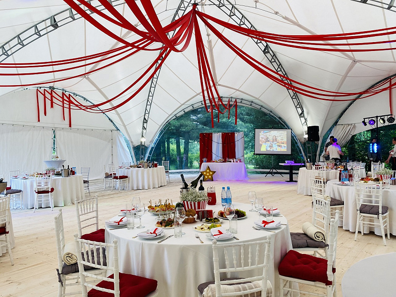 Большой шатер Тиффани