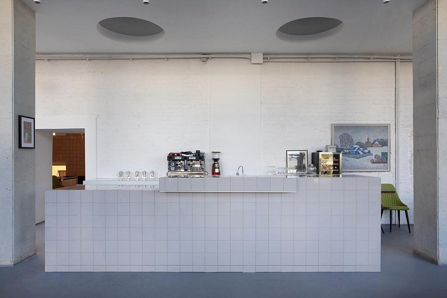 Основной зал