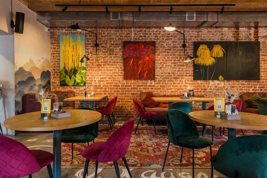 Основной зал