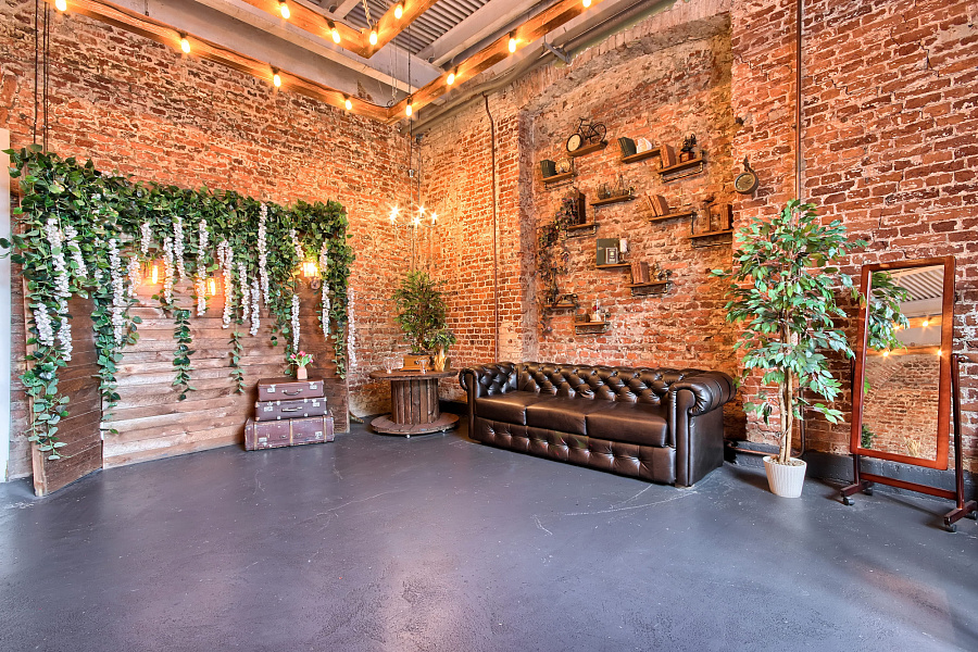 Основной зал